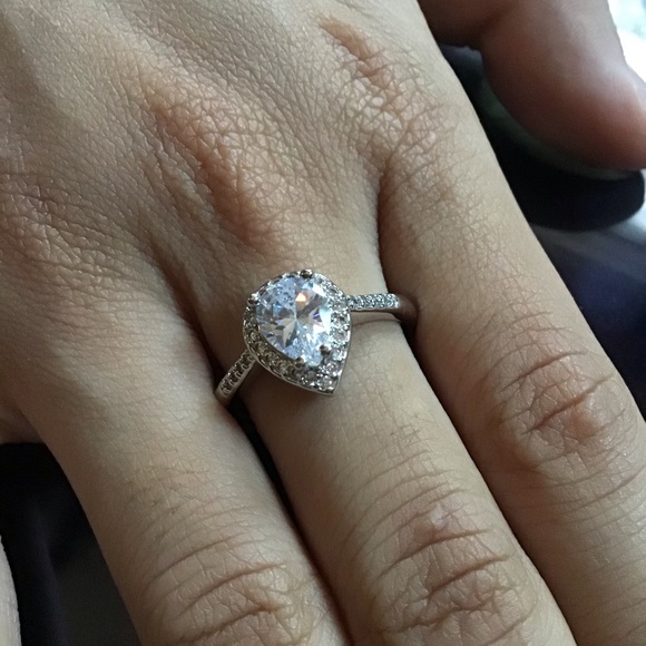 18k white Gold Plated Stamped Teardrop CZ Ring - Picture 6 of 8